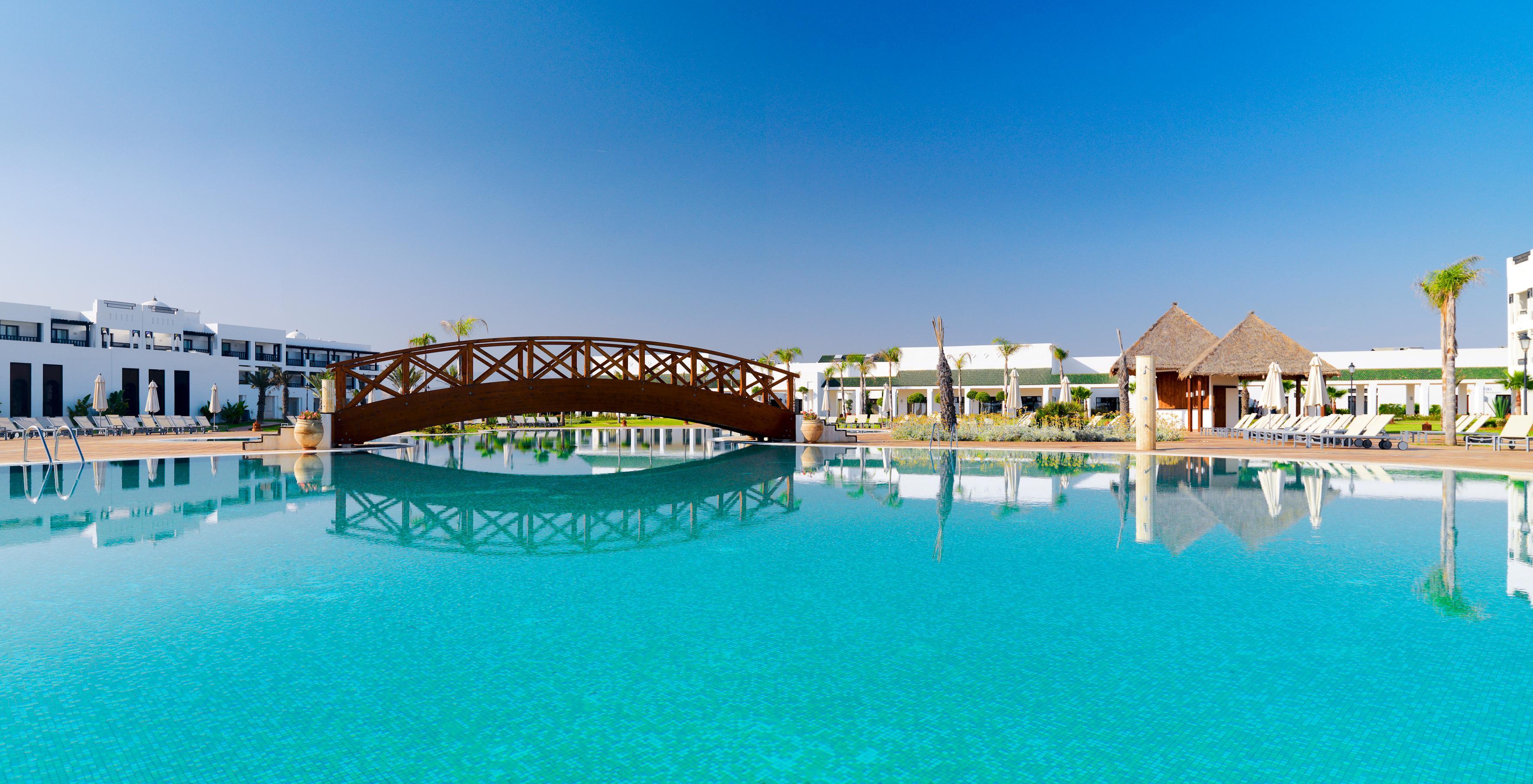 Готель Iberostar Waves Саїдія Екстер'єр фото The resort's main pool