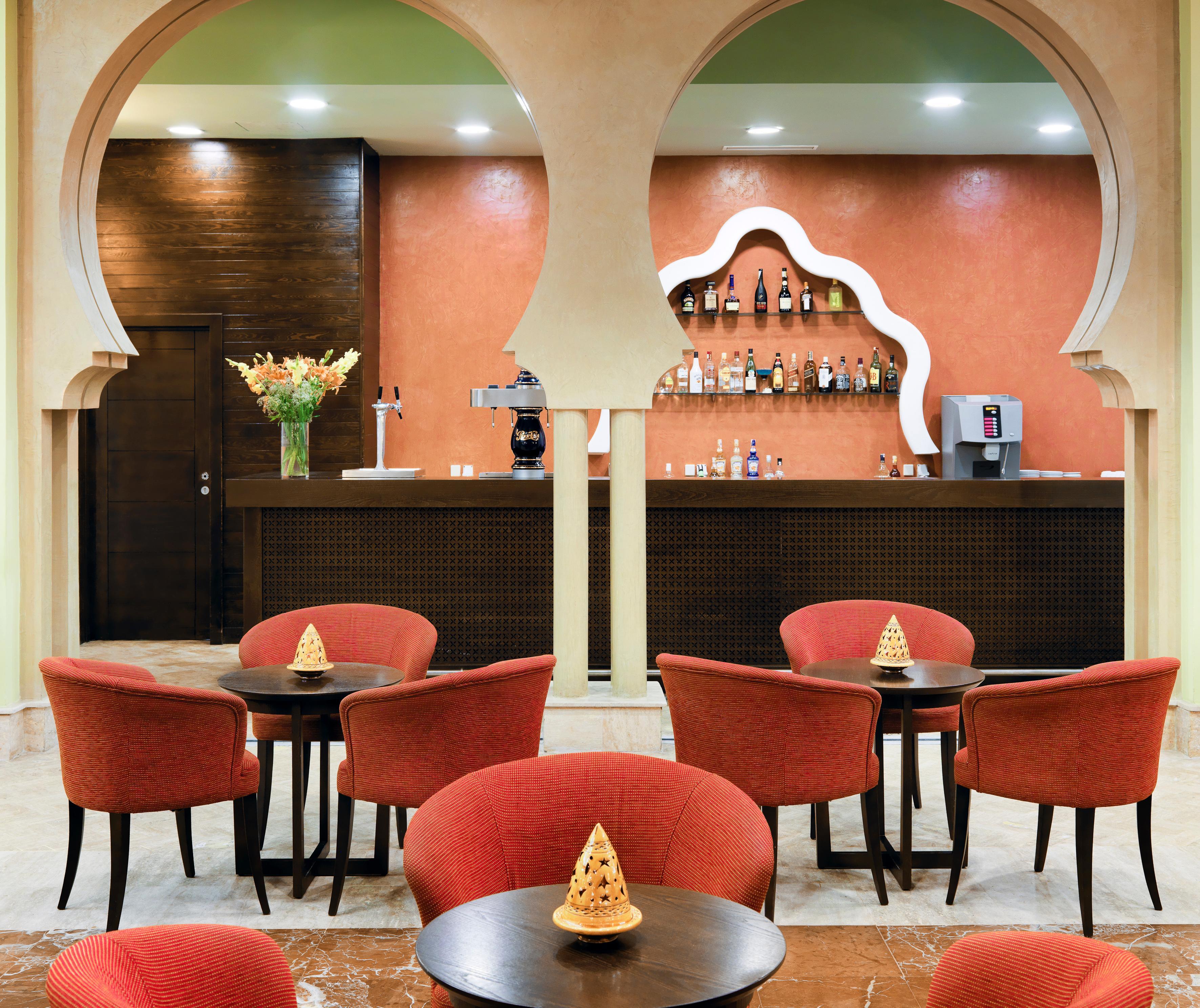 Готель Iberostar Waves Саїдія Екстер'єр фото The bar at the hotel