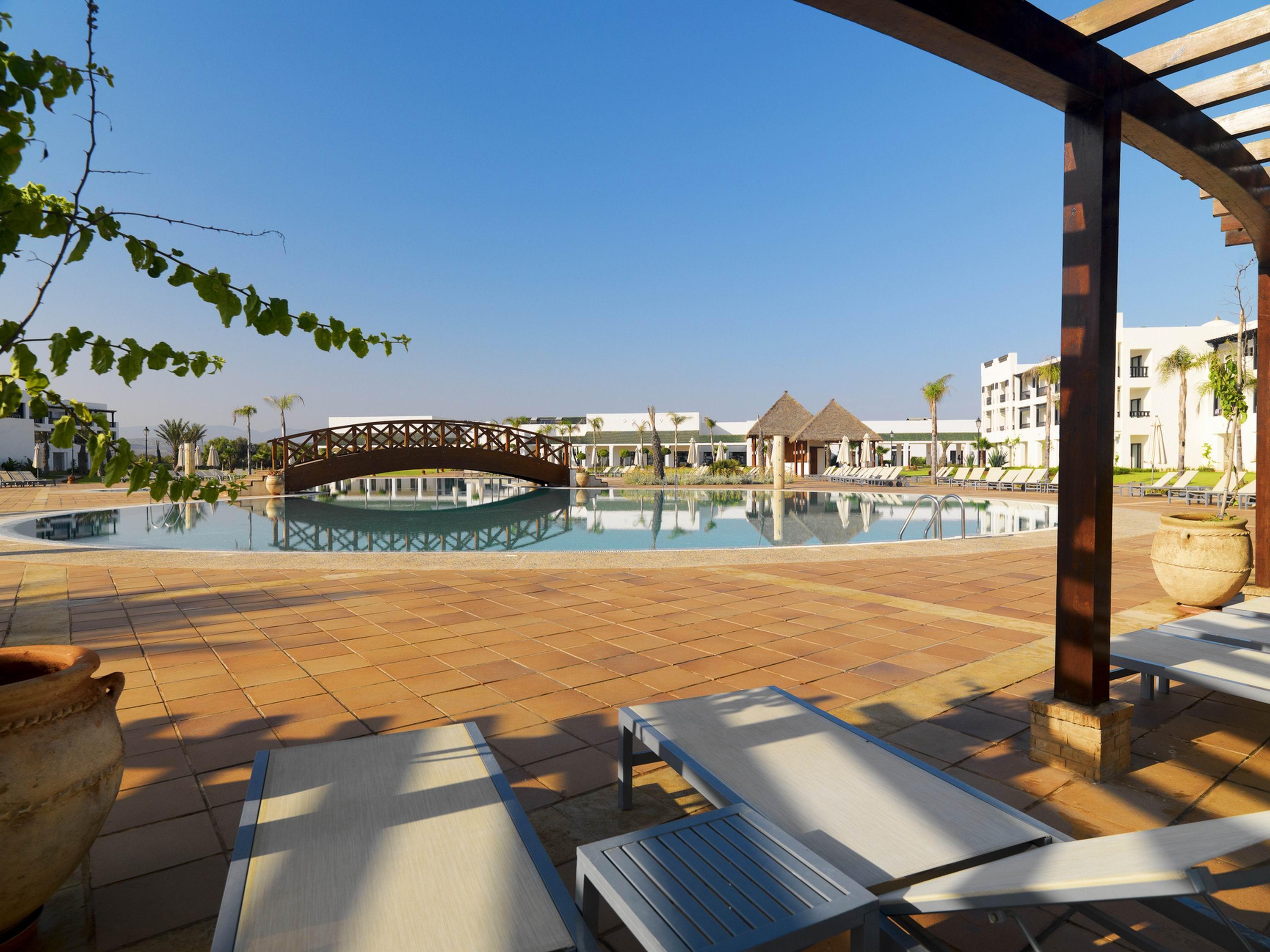 Готель Iberostar Waves Саїдія Екстер'єр фото A pool at the hotel