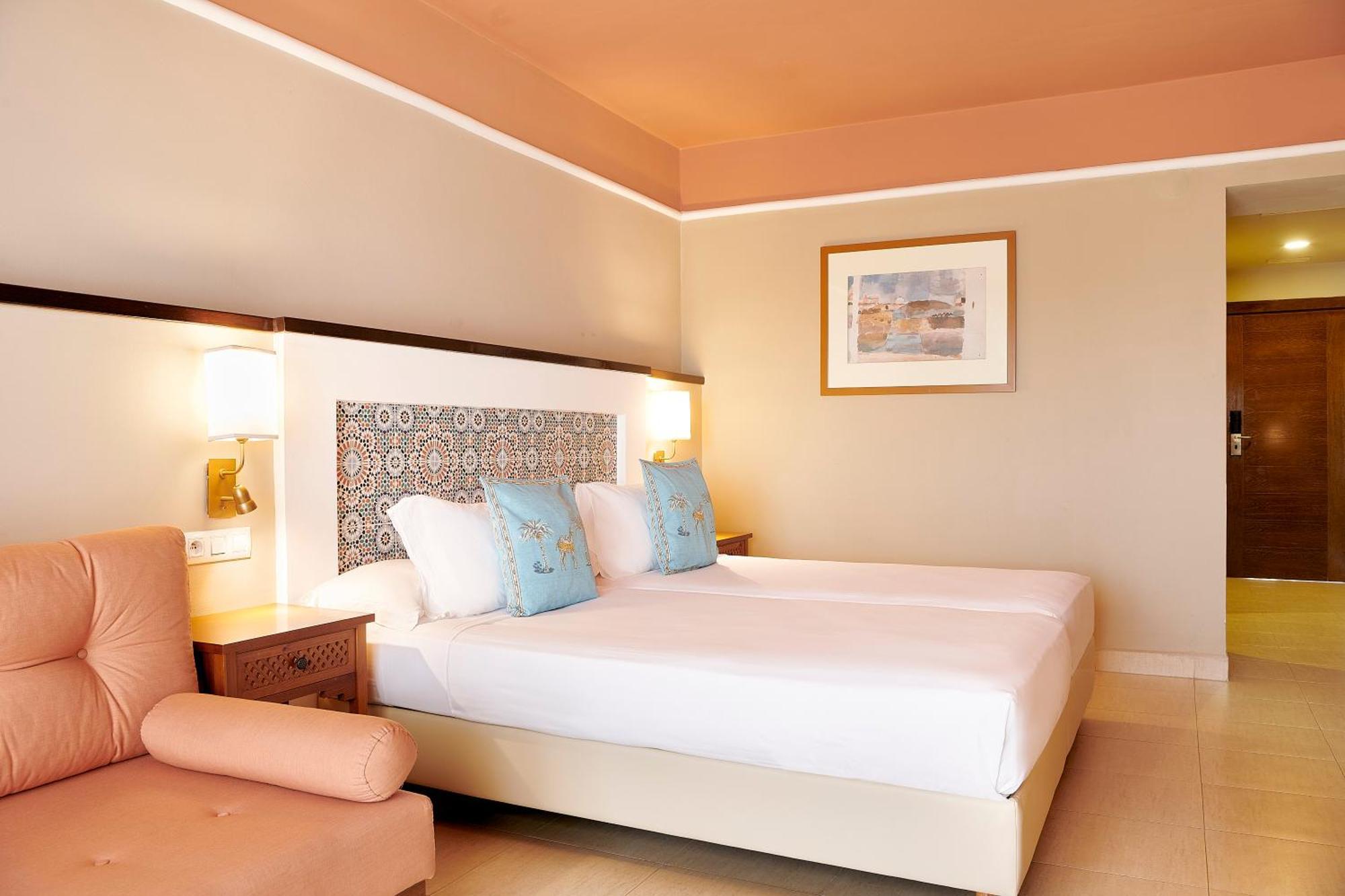 Готель Iberostar Waves Саїдія Екстер'єр фото A room at the hotel